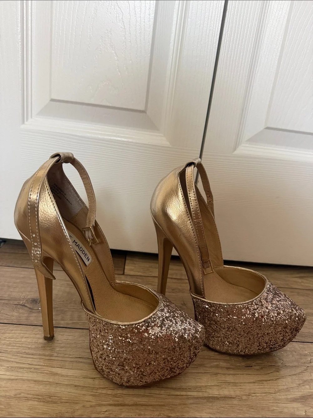 Steve Madden Metallic Rose Gold Glitter Platform Heels